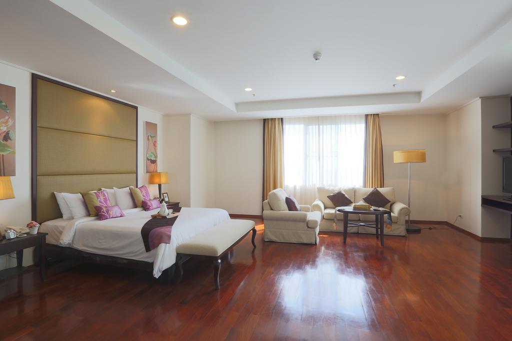 Piyathip Place Serviced Apartment 曼谷 外观 照片