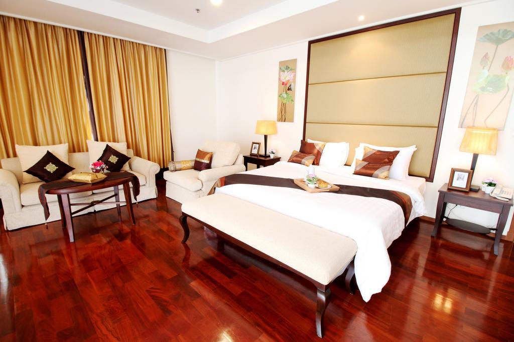 Piyathip Place Serviced Apartment 曼谷 外观 照片