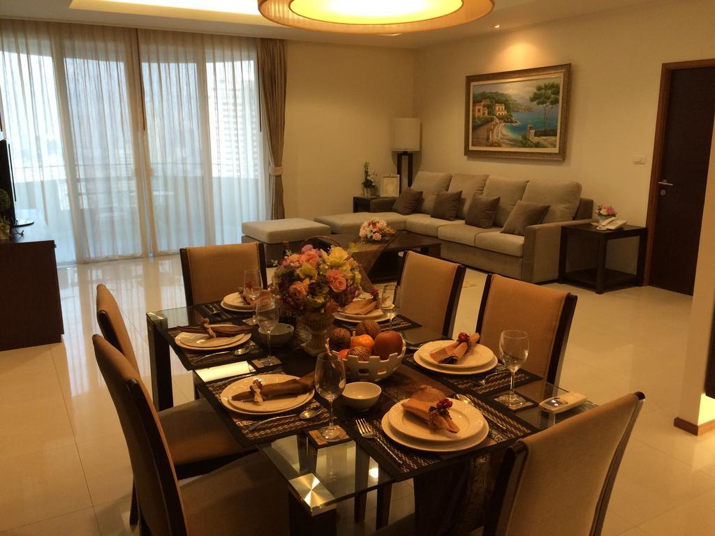 Piyathip Place Serviced Apartment 曼谷 外观 照片